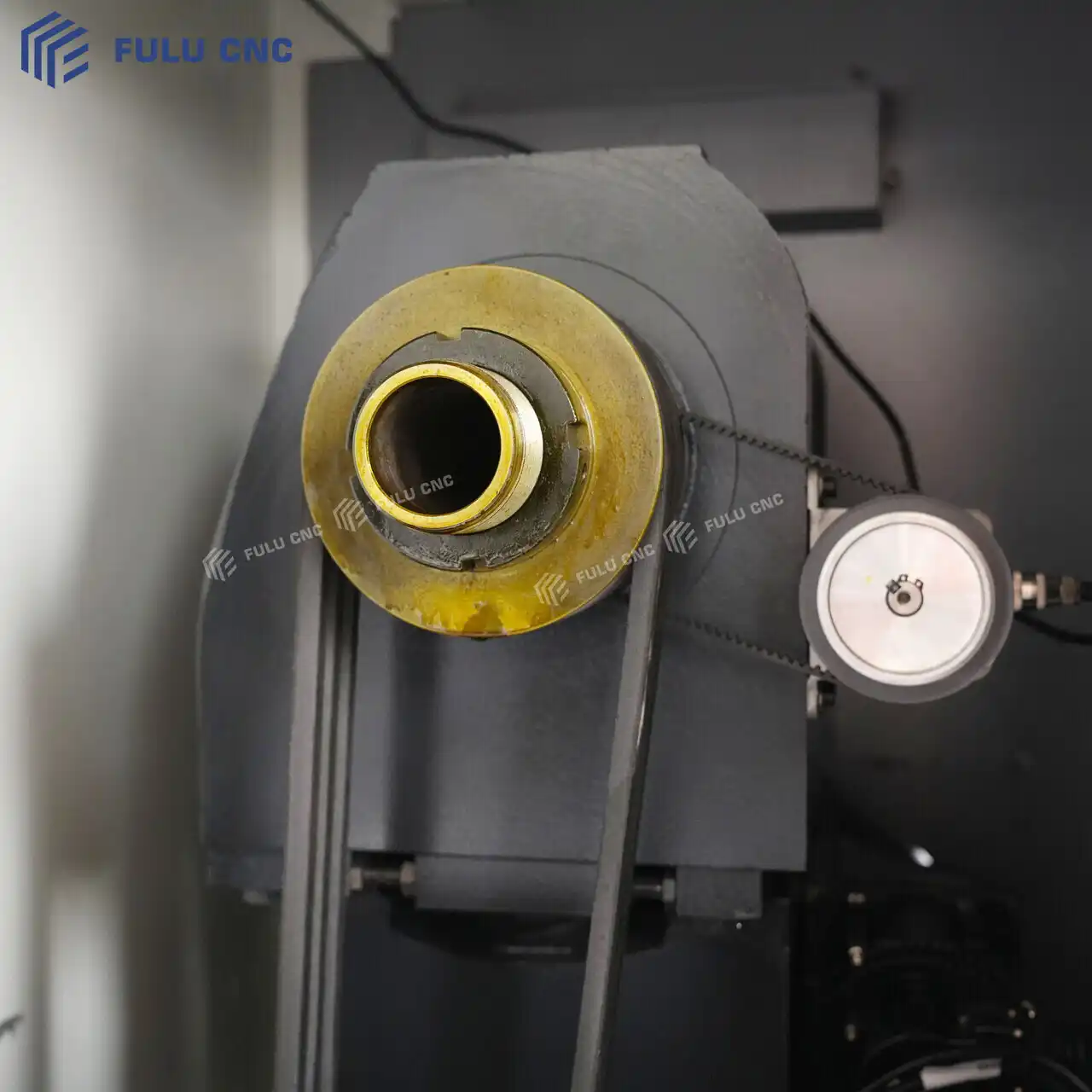 ck6140-1000 cnc lathe spindle bore