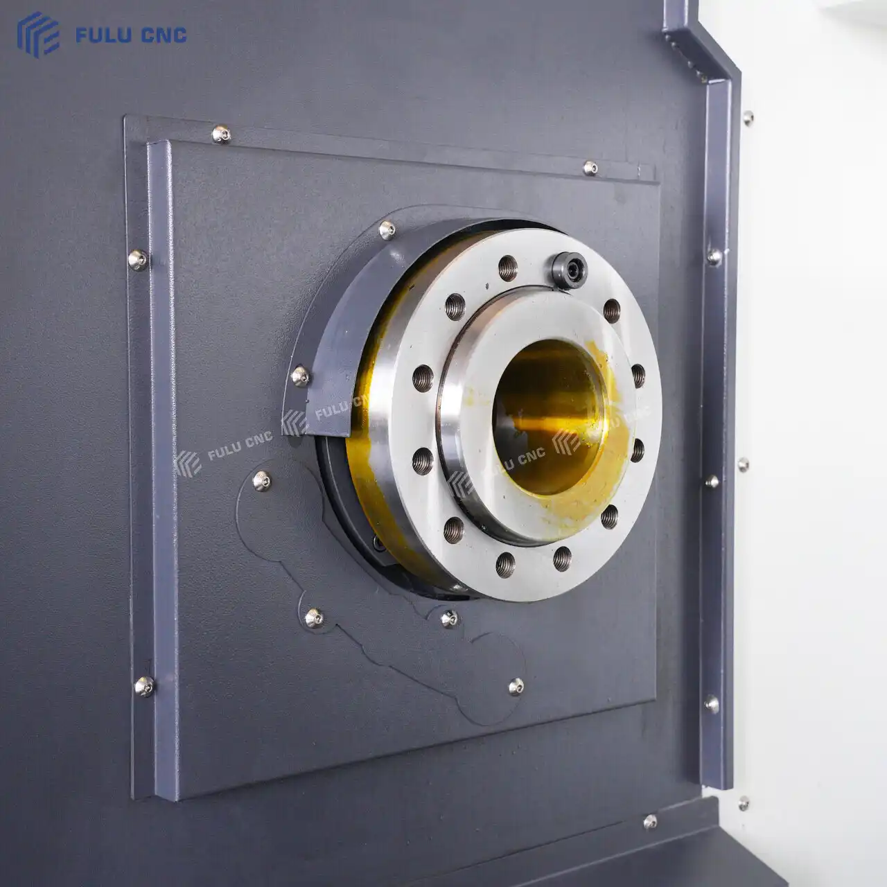 cnc lathe ck61100-2000 spindle bore